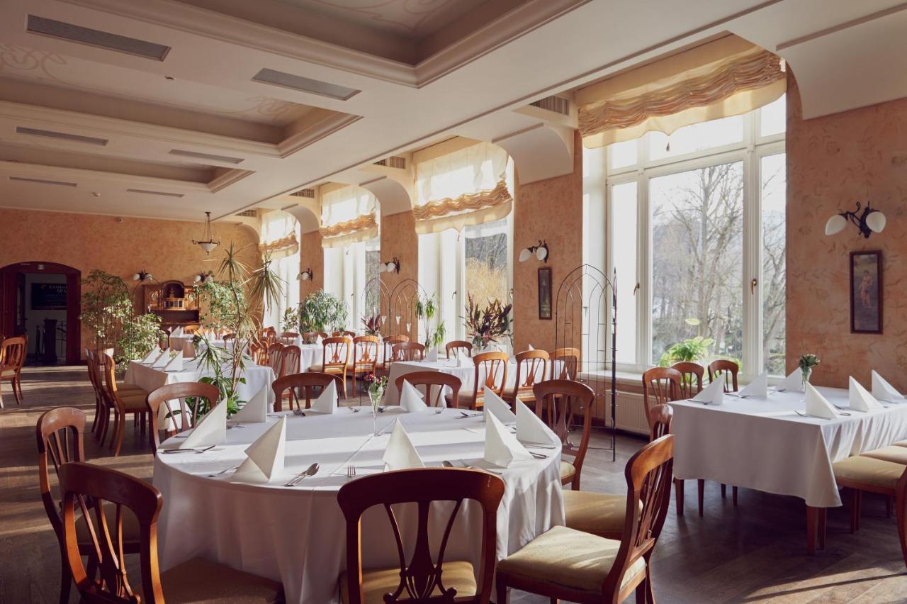 Hotel Zamek Na Skale à Trzebieszowice Extérieur photo