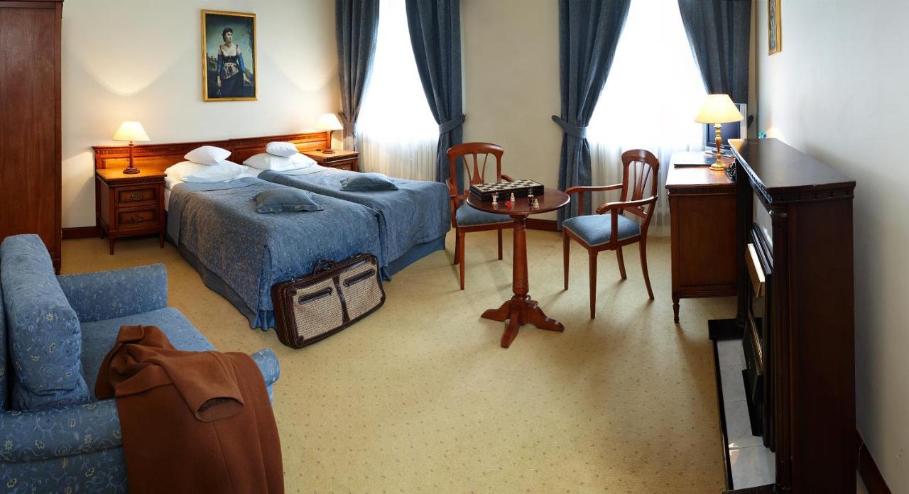 Hotel Zamek Na Skale à Trzebieszowice Extérieur photo