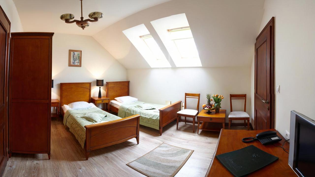 Hotel Zamek Na Skale à Trzebieszowice Extérieur photo