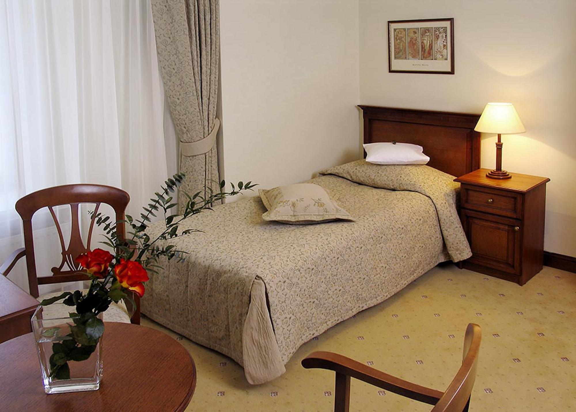Hotel Zamek Na Skale à Trzebieszowice Chambre photo